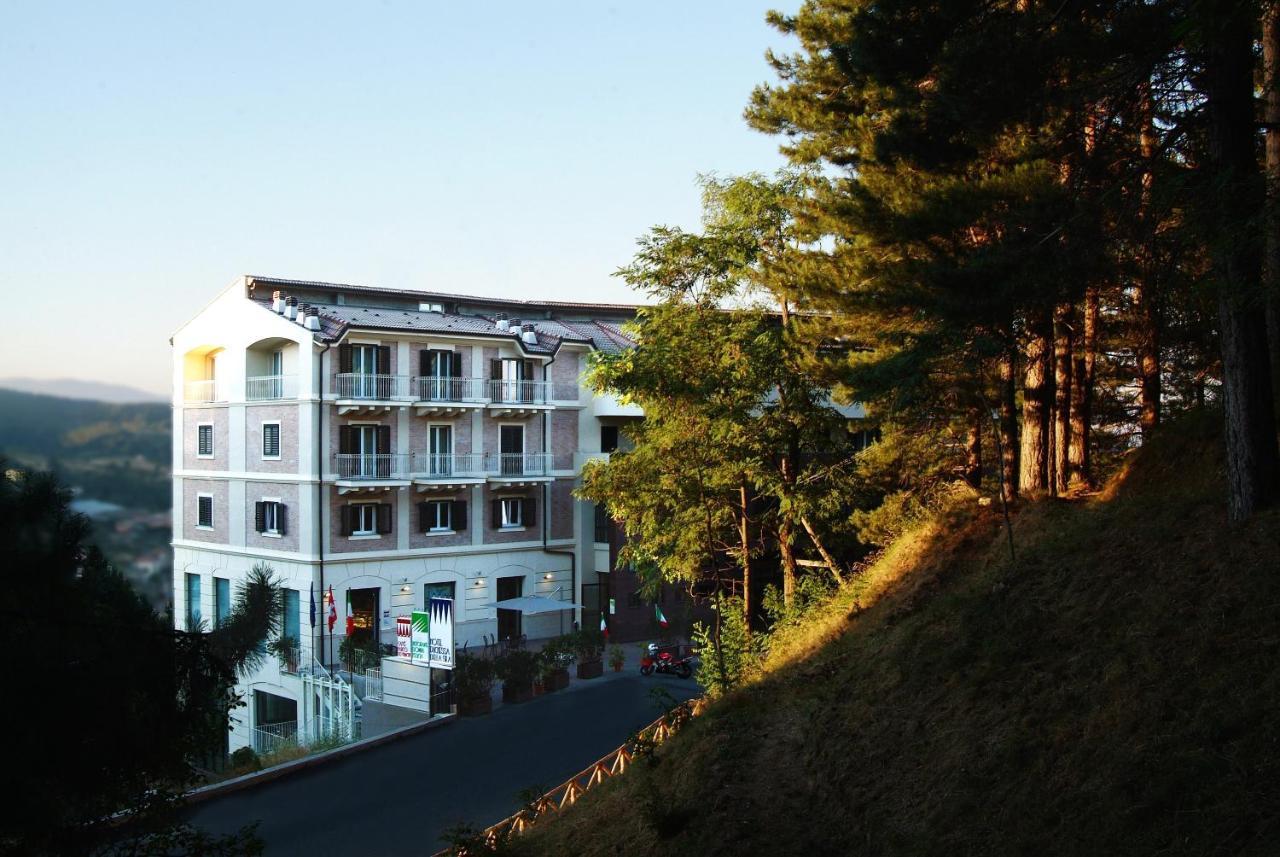 Hotel Duchessa Della Sila San Giovanni in Fiore Bagian luar foto