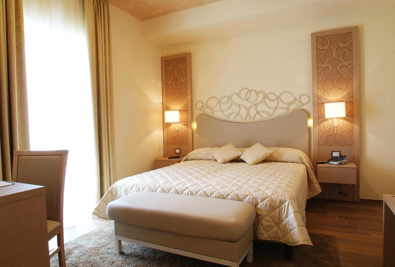 Hotel Duchessa Della Sila San Giovanni in Fiore Bagian luar foto
